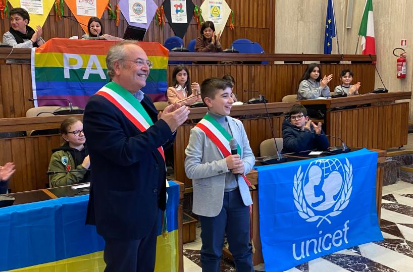 Brindisi, al consiglio comunale dei ragazzi si insedia la nuova giunta