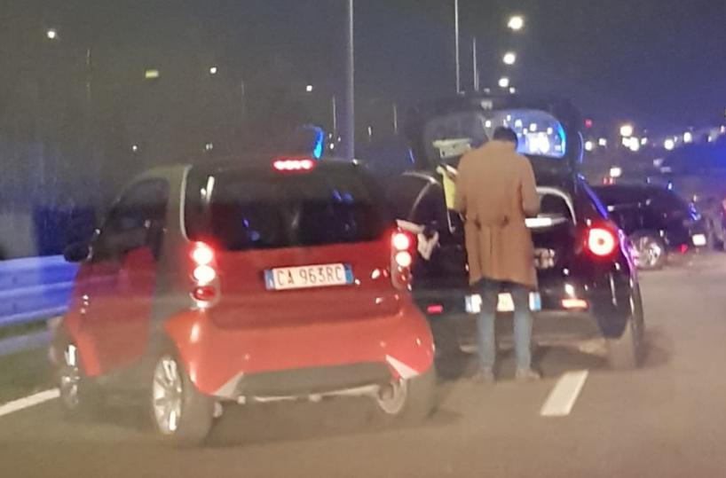 Bari, tamponamento tra 3 auto in tangenziale: nessun ferito. 3 km di coda