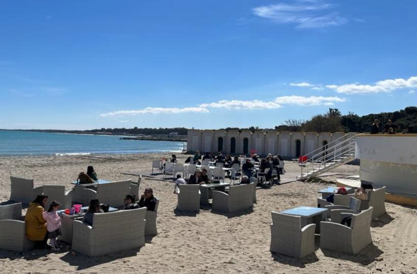 Lecce, estate in anticipo a lido York :riapertura e prima tintarella