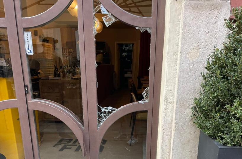 Bari, catturati due tunisini: sarebbero gli autori delle spaccate nei negozi del centro