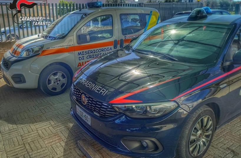 Statte, anziana cade in casa: salvata dai passanti e dai carabinieri