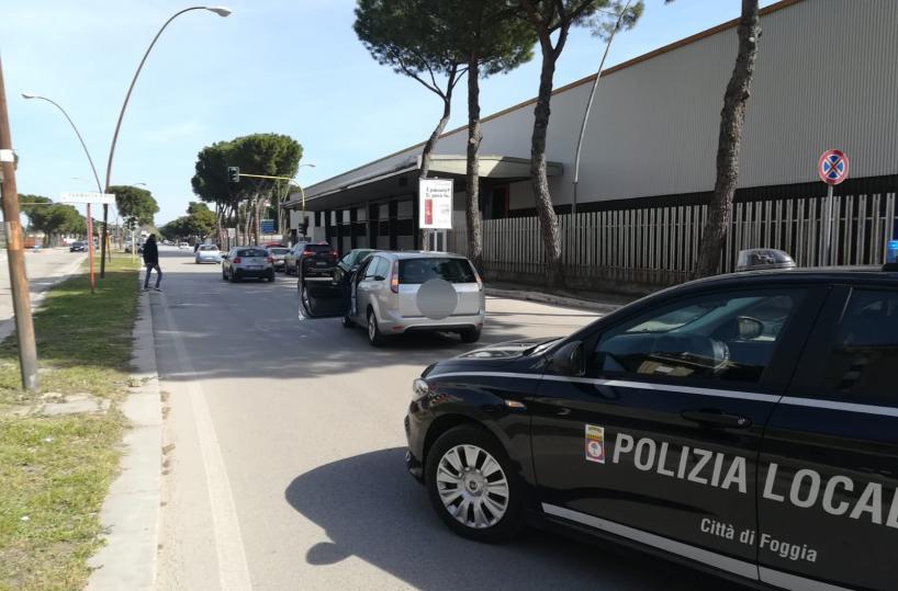 Foggia, ragazza investita mentre attraversa viale Fortore: in ospedale