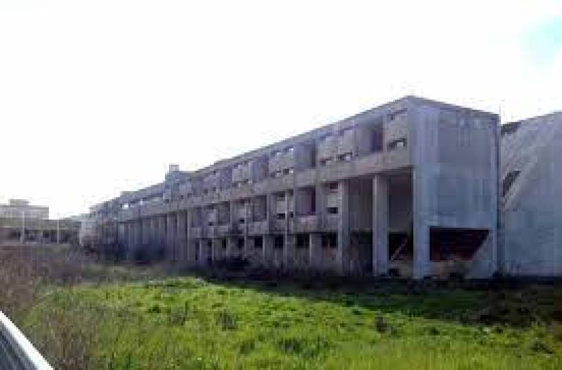 Appello studiosi contro l'abbattimento del gerontocomio nel Leccese