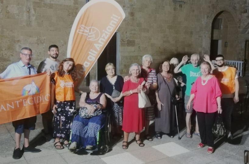 A Brindisi il progetto «Viva gli anziani!» rischia lo stop forzato