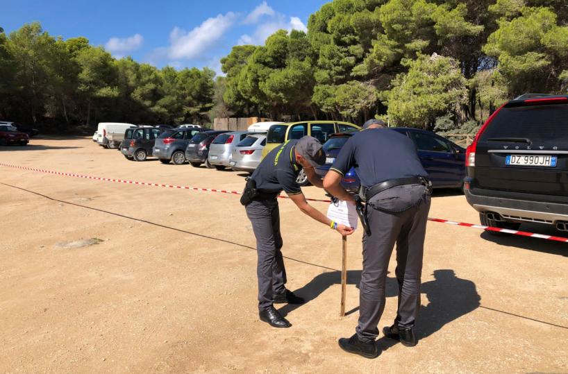 Gallipoli, parcheggi abusivi per lidi e alberghi: 37 indagati