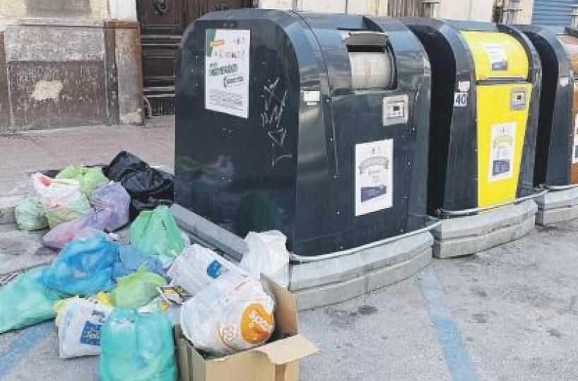 rifiuti taranto