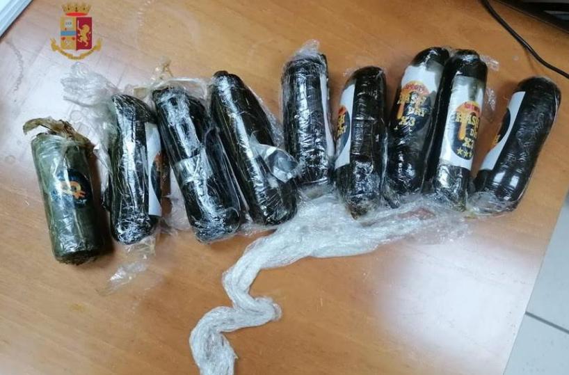 In camera da letto e in garage 900 grammi di hascisc: un arresto nel Tarantino