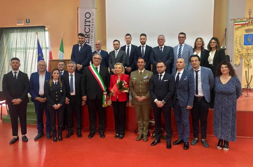 Palagiano, ambasciatrice polacca riceve gli onori per il padre