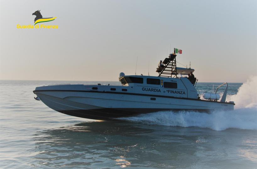 Manfredonia, fondi europei illeciti su affari marittimi e pesca: sequestrati 420mila euro