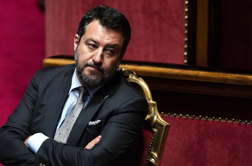 Salvini: «Il treno Napoli-Bari si farà, farò il primo viaggio»