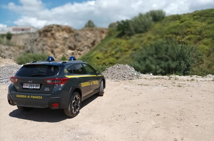 La Regione Puglia bonifica una discarica abusiva a Bitetto, nel Barese