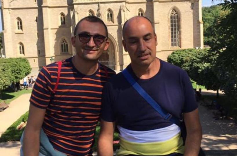 «Per solidarietà al mio compagno mi sposerò bendato, così sarò cieco anch'io», l'avventura della coppia leccese