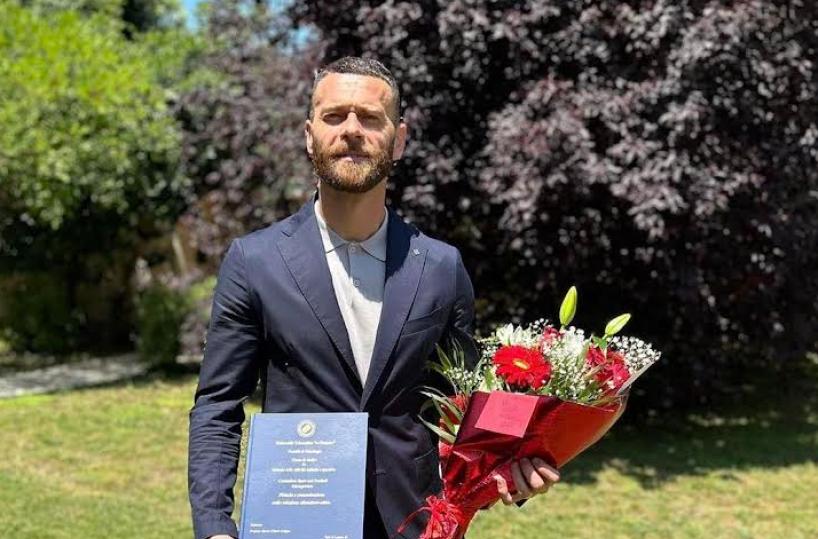 L'attaccante del Bari Mirko Antenucci si laurea in psicologia: auguri al neodottore