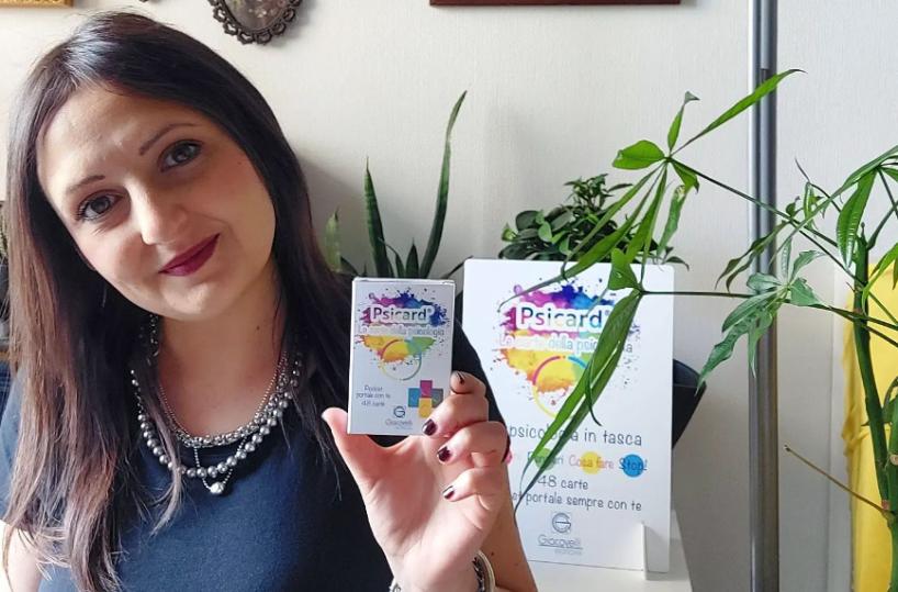«La sofferenza di chi rimane», a Lecce il libro di Carolina Capone su come elaborare il lutto