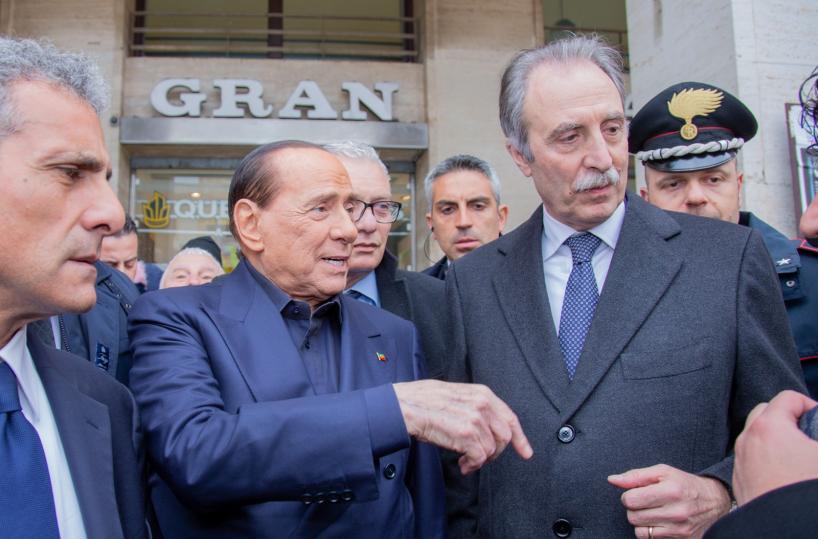 Morte Berlusconi, la vicinanza della Basilicata. Bardi: «Un'ora triste, abbiamo perso un grande statista»