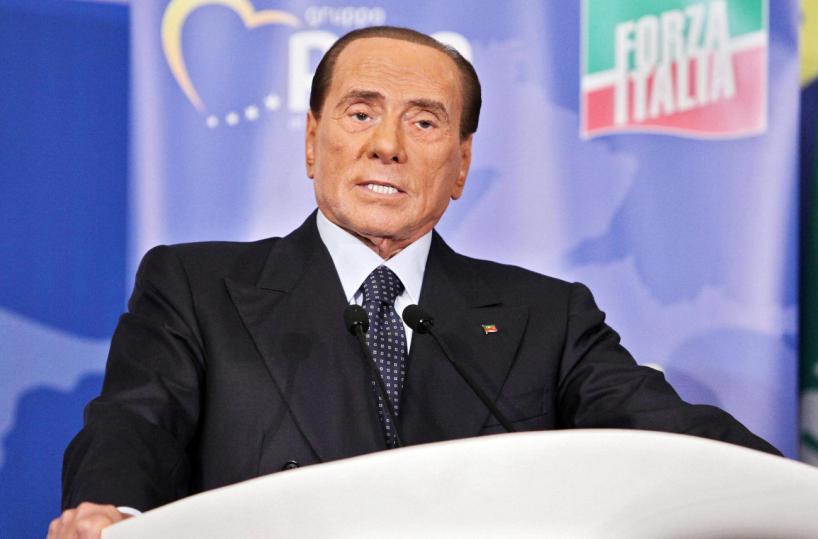 L'icona Berlusconi, eccezionale «performer» nel teatro politico