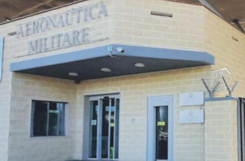 Foggia, scandalo all'aeroporto: «Mazzette fino a 300mila euro l’anno»