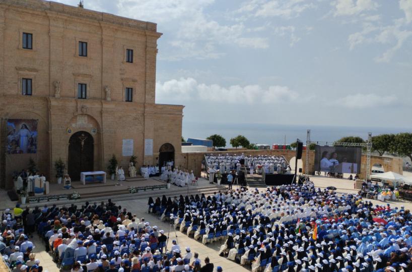 Leuca, madre Elisa Martinez è beata: «Sollecita nella carità e nell’accogliere i poveri»