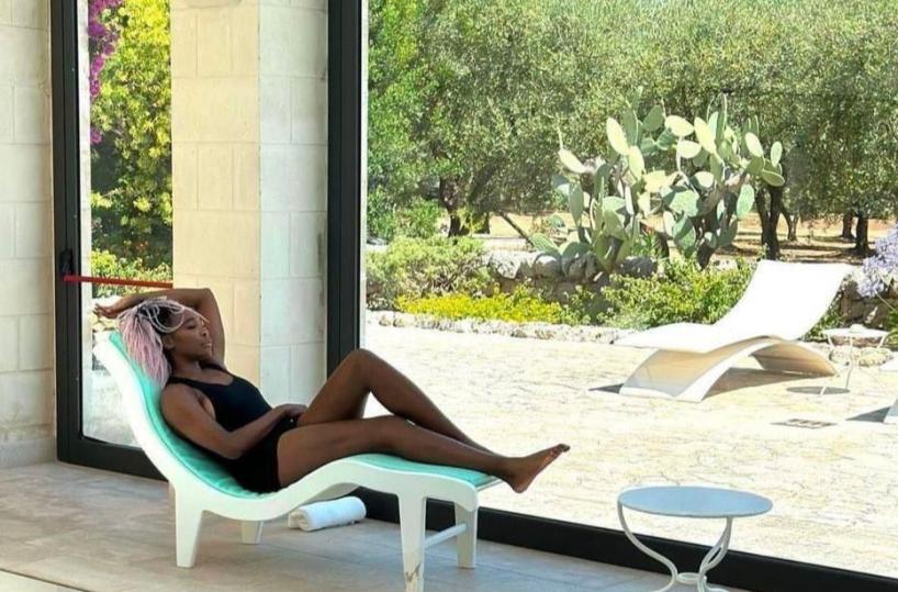 La campionessa di tennis Venus Williams in vacanza in Puglia