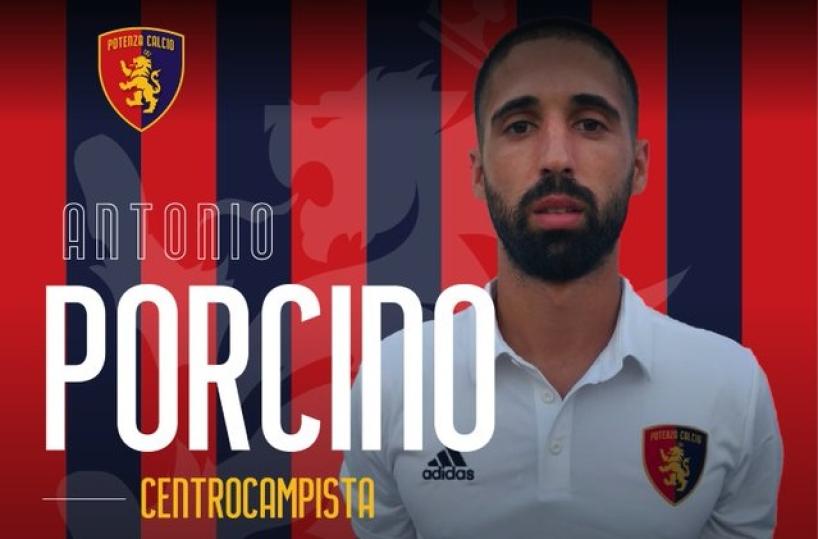 Calcio Potenza, ingaggiato l'esterno sinistro Antonio Porcino
