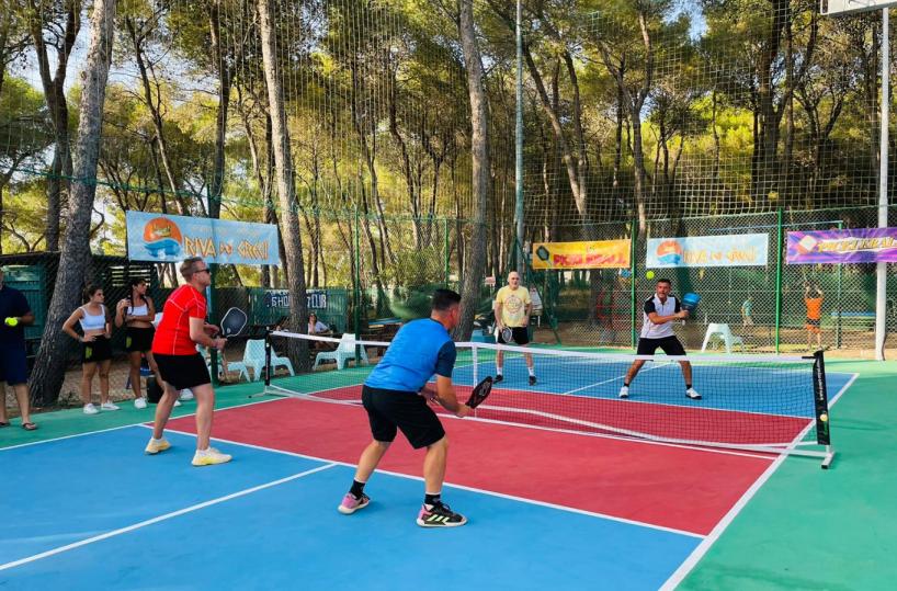 A Metaponto c'&egrave; il padel 2.0: &egrave; &laquo;pickleball mania&raquo;