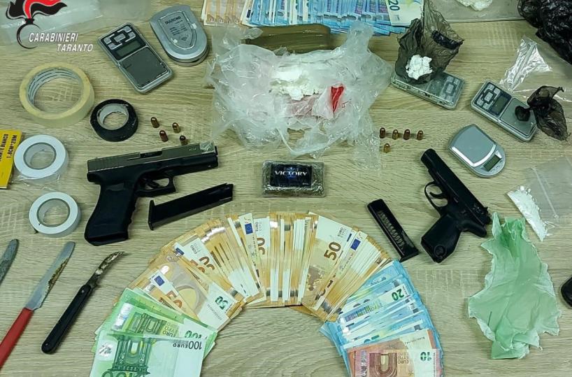 Droga ed estorsione, 12 arresti nel Tarantino, lo spaccio nei locali della movida