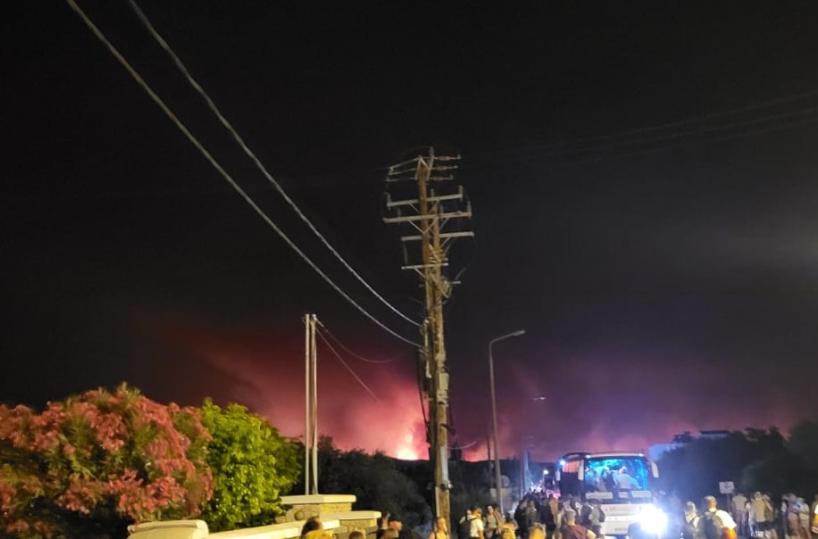 Trani, grande apprensione per una famiglia coinvolta nell'incendio sull'isola di Rodi