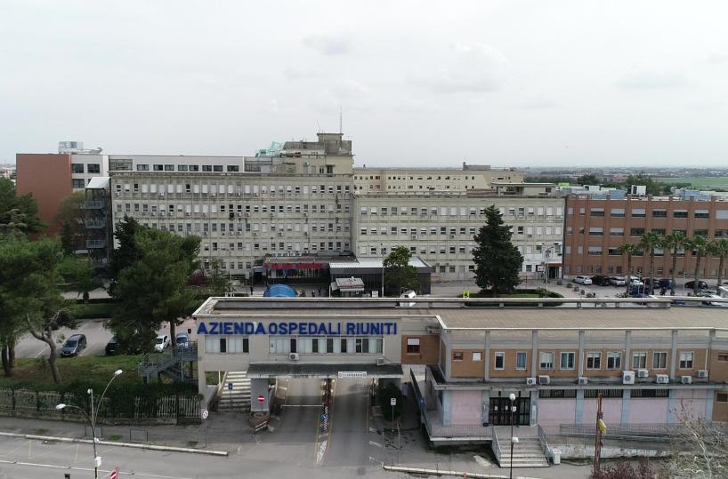 Foggia, il sangue scarseggia negli ospedali: il questore aderisce alla donazione