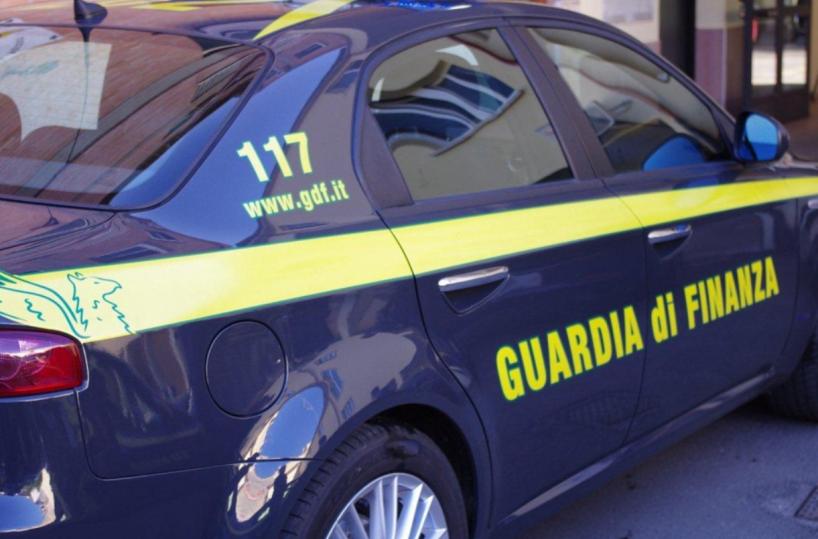 Taranto, ceneri del defunto disperse in spiaggia: sotto accusa un 56enne