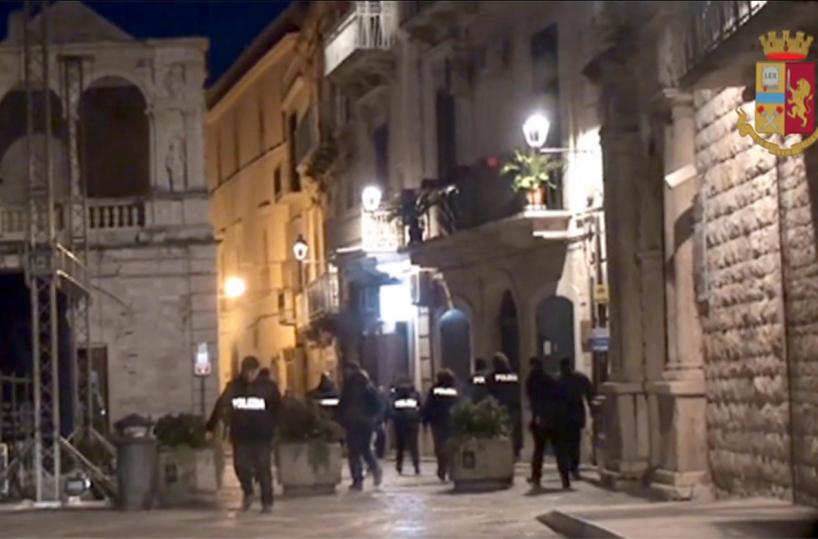 Bari, quegli accordi fra i clan per la droga a basso costo
