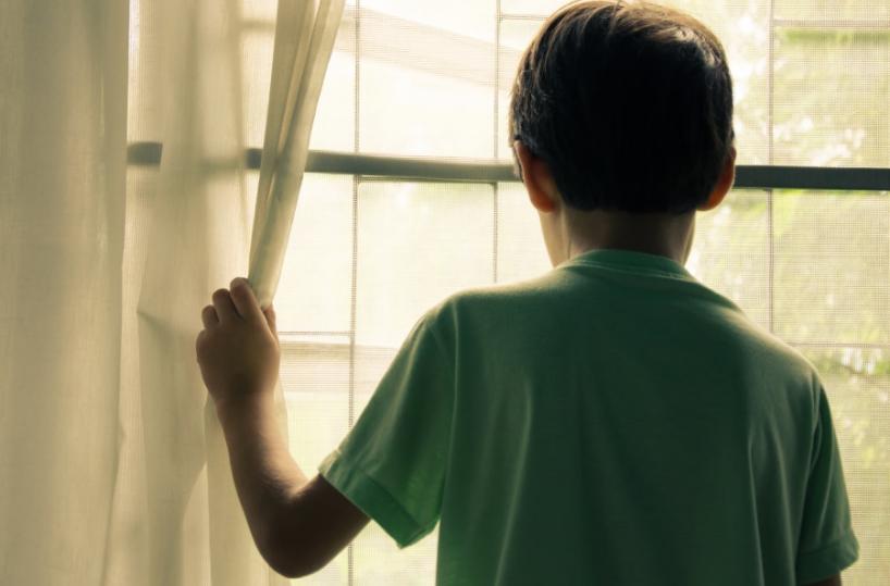 «In estate ragazzi sempre più soli», l'allarme del Garante Minori della Regione Puglia
