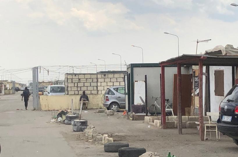 Foggia, entro agosto 430 moduli abitativi per i migranti di Borgo Mezzanone
