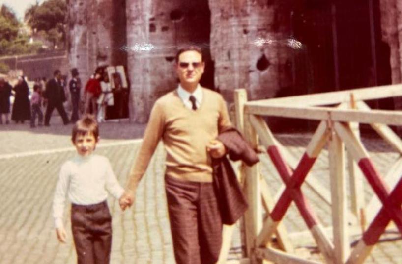 San Giovanni Rotondo, Conte al funerale del padre: «Amava la sua comunità»