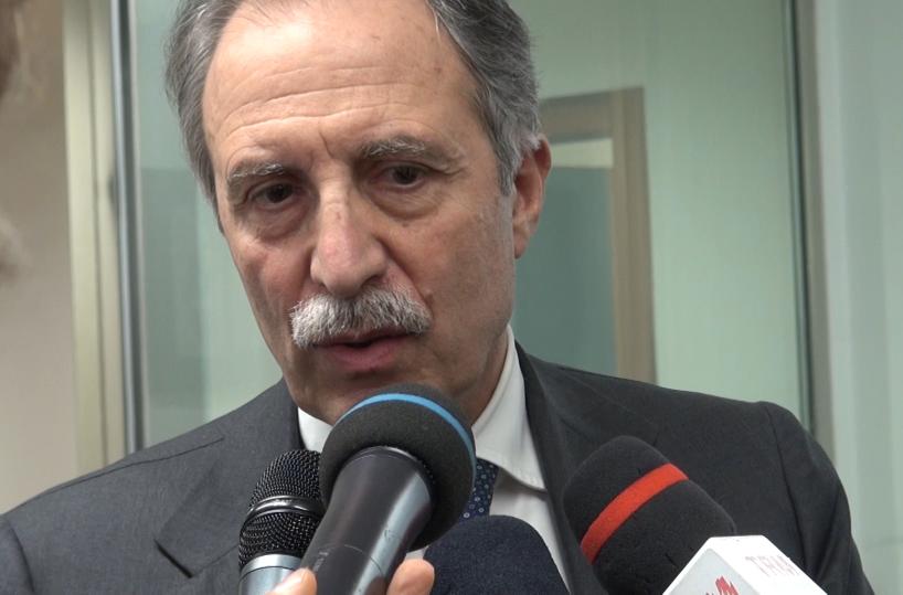 Ministro Urso al lavoro per tavolo di sistema su Stellantis: il plauso di Bardi