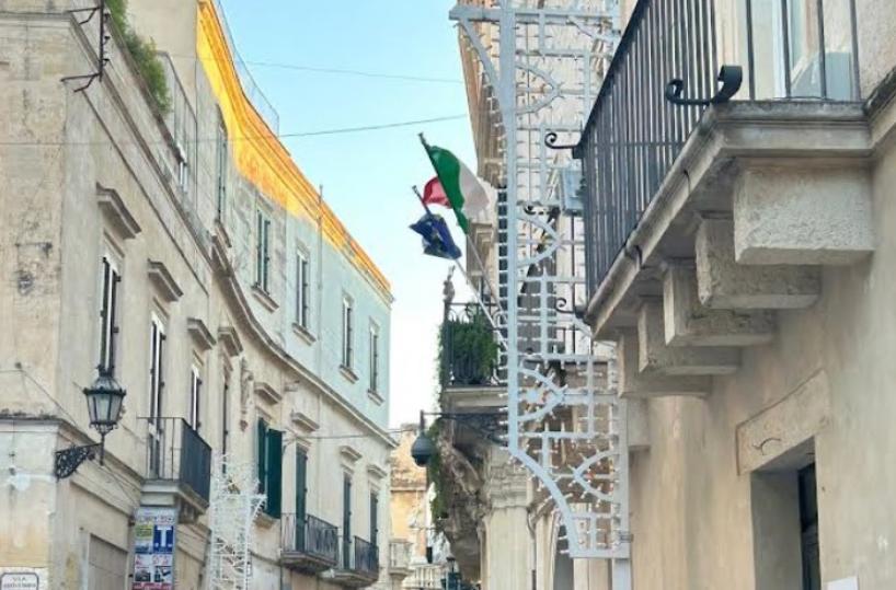 Lecce: festa patronale di Sant'Oronzo, spuntano le prime luminarie