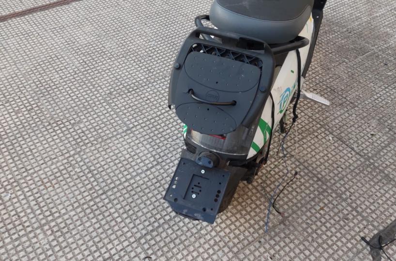Scooter sharing a Bari, troppi furti e atti vandalici: Pikirent ritira i mezzi e sospende il servizio 