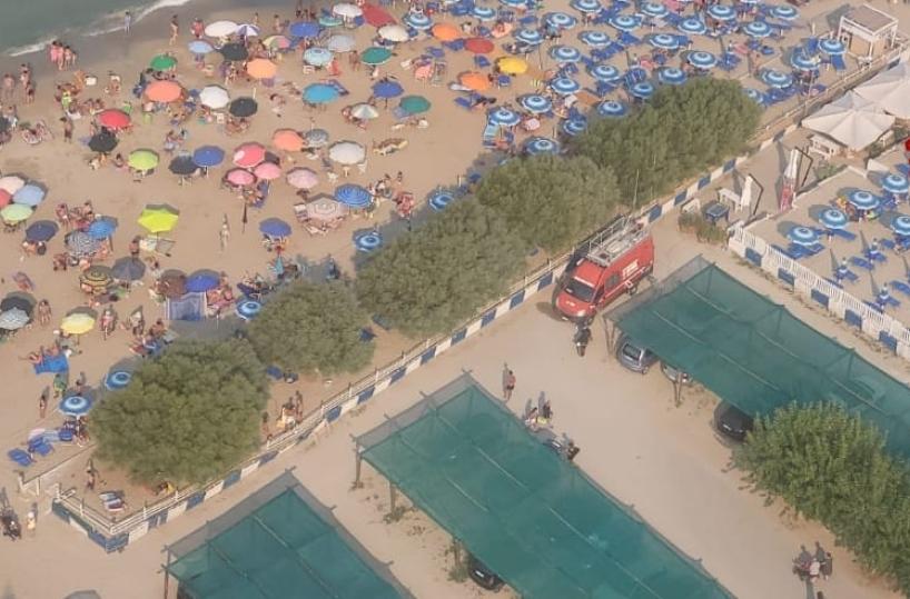Paura a Torre Canne, una persona dispersa in mare: scattano le ricerche