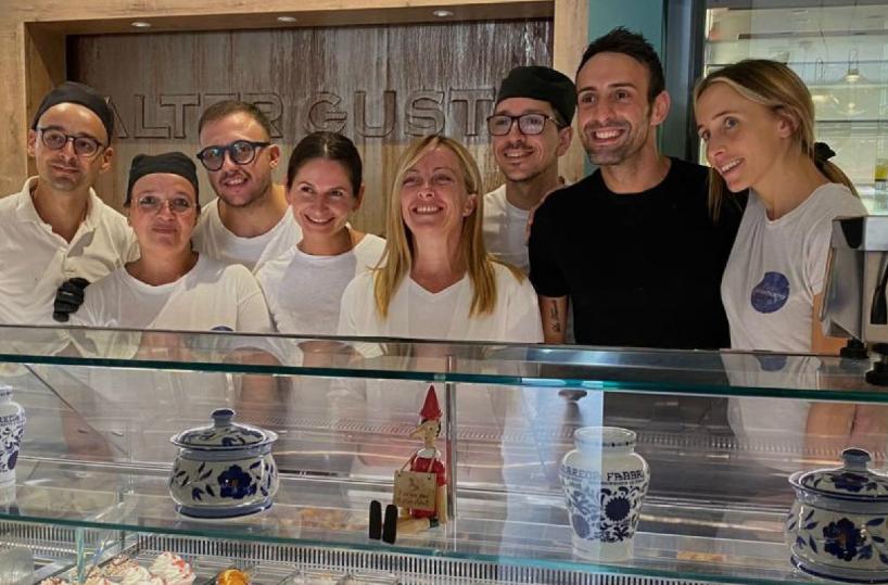 Giorgia Meloni, finite le vacanze in Puglia la premier torna a Roma