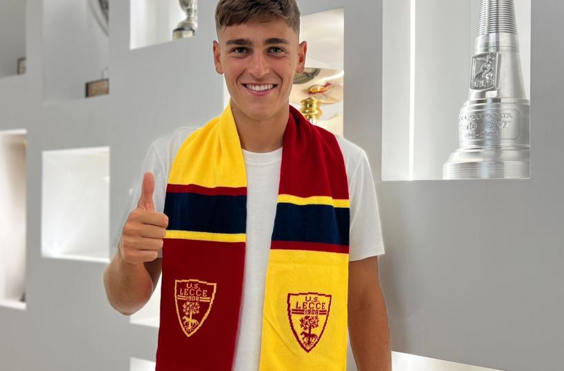 Lecce calcio, &egrave; ufficiale l'acquisto di Giacomo Faticanti 