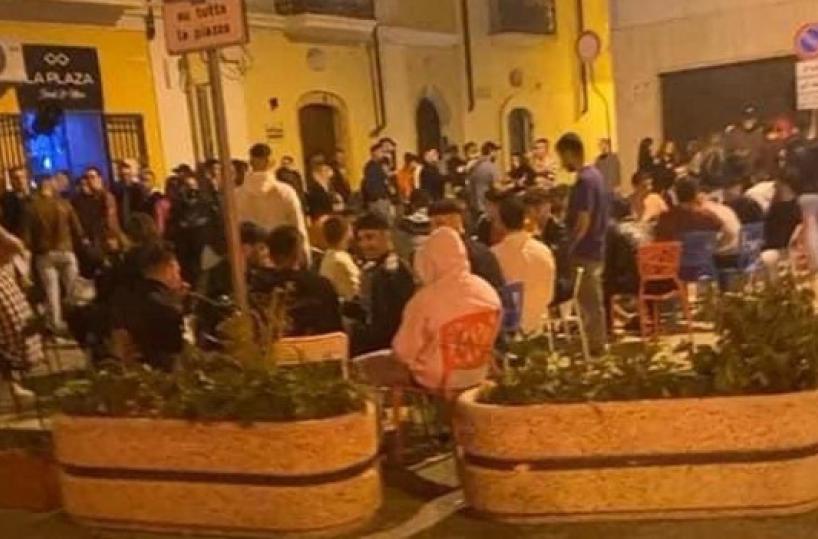 Brindisi e la movida: sì alla deroga ma solo per 4 giorni