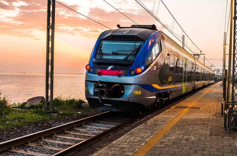 Trenitalia, ad agosto oltre 35mln di viaggiatori: Bari e Lecce le stazioni più gettonate al Sud