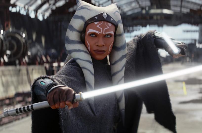 La svolta rosa di Star Wars, ma «Ashoka» non riserva sorprese