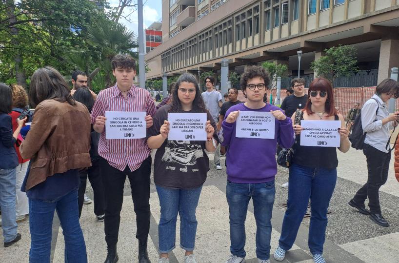 Bari, rincari sugli affitti, universitari in crisi: «Quest’anno è ancora peggio»