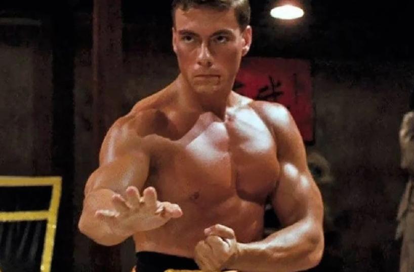 Ciak, si gira: a Mola di Bari Jean-Claude Van Damme in azione in città