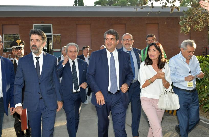 Fitto a Matera: «La Zes unica per il Sud è una grande opportunità». Landini: «È come non averne»