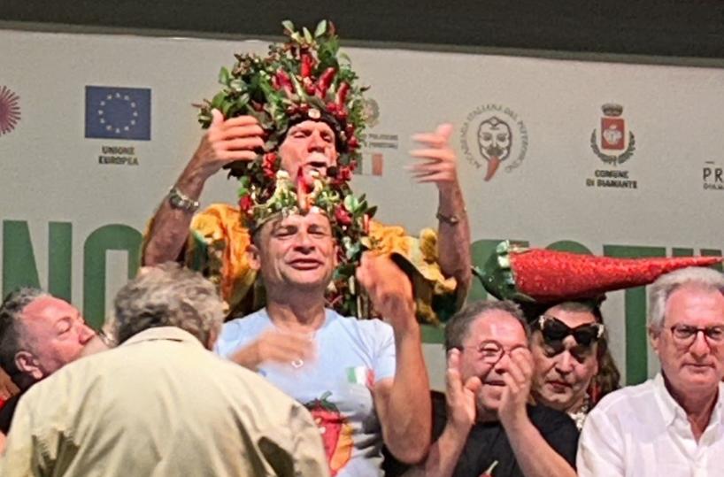 E' di Mesagne il campione nazionale dei mangiatori di peperoncino