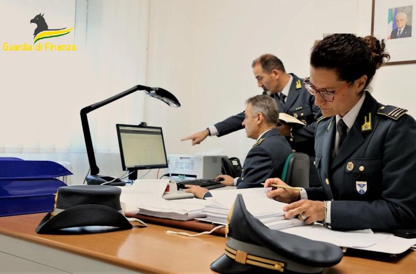 Falsi documenti per avere il Reddito di Cittadinanza: giro da 60mila euro, scoperti in 18 nel Tarantino