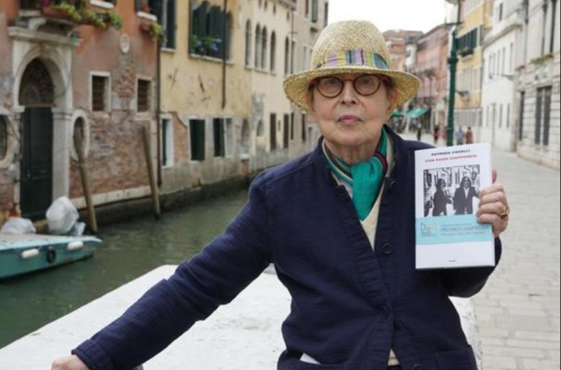 Le scie di meraviglia della poesia nel film su Patrizia Cavalli