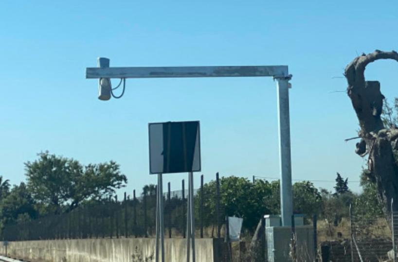 L’autovelox sulla Brindisi-Lecce non omologato né tarato, multa annullata