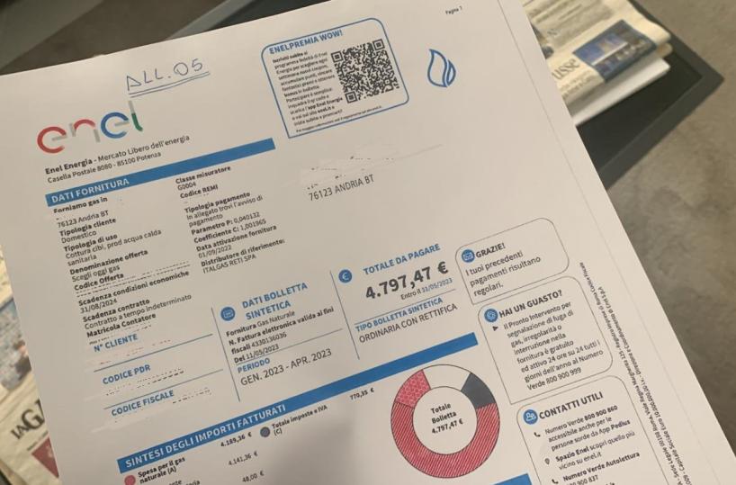Andria, bolletta del gas da 5mila euro: cittadina denuncia